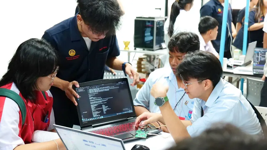 Embedded Systems Education Board with Burapha University